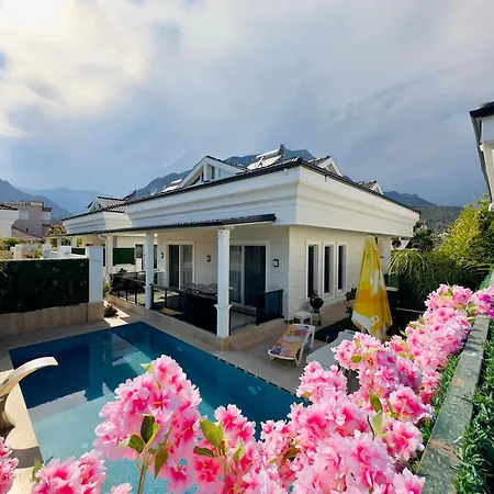 Kemer Villas De Lluvia